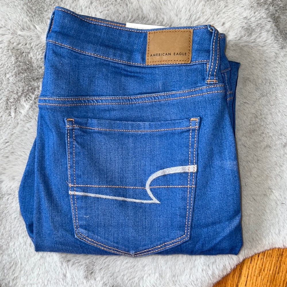 NWT American Eagle Jeans